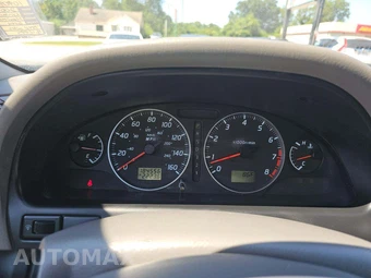 2003 Nissan Maxima GXE – miniatura 9