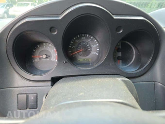2003 Nissan Xterra XE - miniatura 9