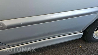 2003 Subaru Legacy Sedan GT – miniatura 40