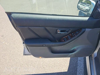 2003 Subaru Legacy Sedan GT – miniatura 9