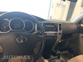 2003 Toyota 4Runner SR5 – miniatura 11