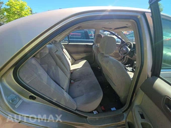 2003 Toyota Camry LE – miniatura 16