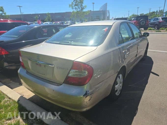 2003 Toyota Camry LE – miniatura 3