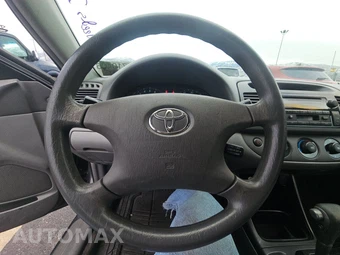 2003 Toyota Camry LE – miniatura 10