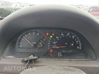 2003 Toyota Camry LE – miniatura 12