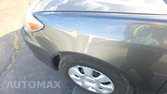 2003 Toyota Camry LE – miniatura 24