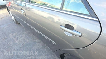 2003 Toyota Camry LE – miniatura 39