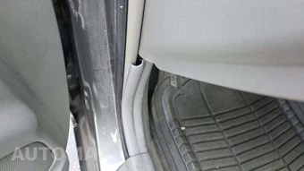 2003 Toyota Camry LE – miniatura 42