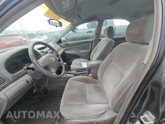 2003 Toyota Camry LE – miniatura 7