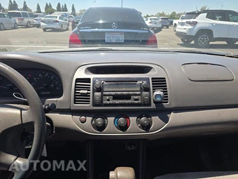 2003 Toyota Camry LE - miniatura 11