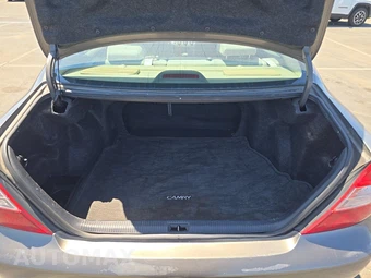 2003 Toyota Camry LE - miniatura 16