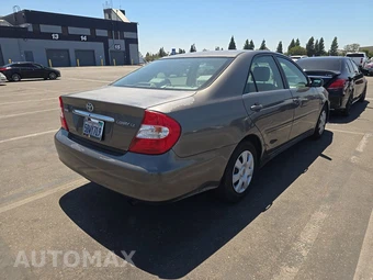 2003 Toyota Camry LE - miniatura 4