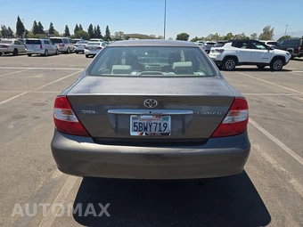 2003 Toyota Camry LE - miniatura 5