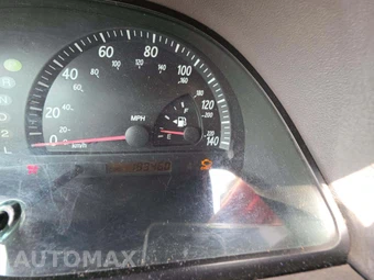 2003 Toyota Camry LE – miniatura 6