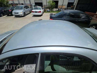 2003 Toyota Camry LE – miniatura 9
