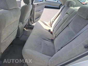 2003 Toyota Camry LE - miniatura 10
