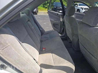 2003 Toyota Camry LE - miniatura 13
