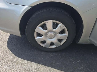 2003 Toyota Camry LE - miniatura 22