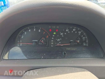 2003 Toyota Camry LE - miniatura 6