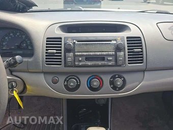 2003 Toyota Camry LE - miniatura 7