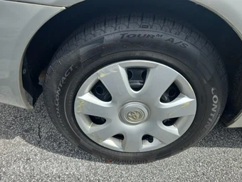 2003 Toyota Camry LE – miniatura 10