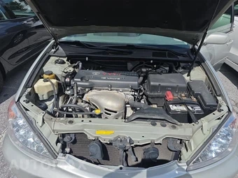 2003 Toyota Camry LE – miniatura 18
