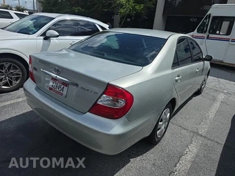 2003 Toyota Camry LE – miniatura 4