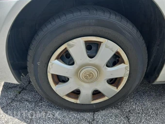 2003 Toyota Camry LE – miniatura 8
