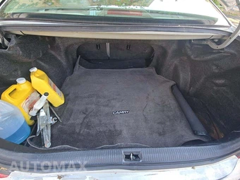 2003 Toyota Camry LE – miniatura 14