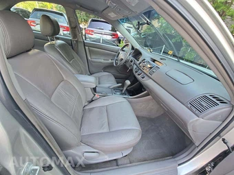 2003 Toyota Camry LE – miniatura 18