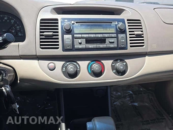2003 Toyota Camry LE - miniatura 10