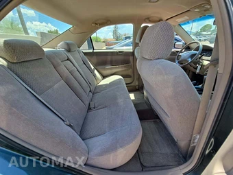2003 Toyota Camry LE - miniatura 16