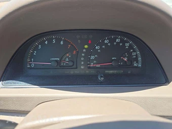 2003 Toyota Camry LE - miniatura 9