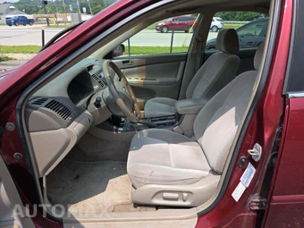 2003 Toyota Camry LE - miniatura 6