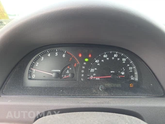 2003 Toyota Camry LE - miniatura 12