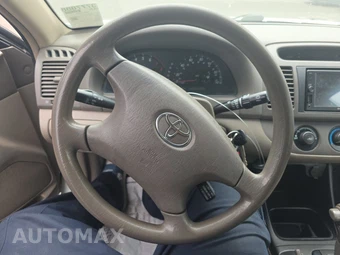 2003 Toyota Camry LE – miniatura 10