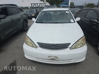 2003 Toyota Camry LE – miniatura 2