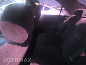 2003 Toyota Camry LE – miniatura 13