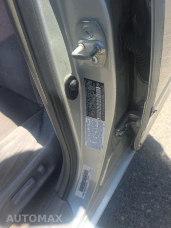 2003 Toyota Camry LE – miniatura 14