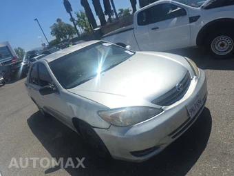 2003 Toyota Camry LE – miniatura 3