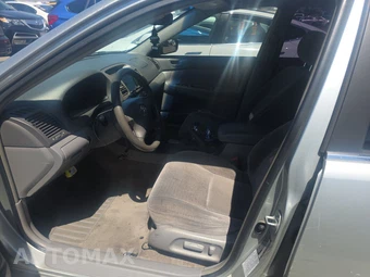 2003 Toyota Camry LE – miniatura 7