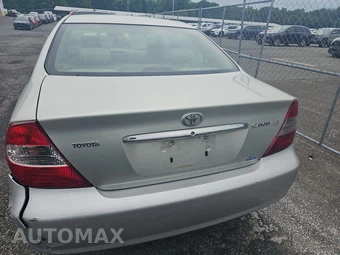 2003 Toyota Camry SE – miniatura 5