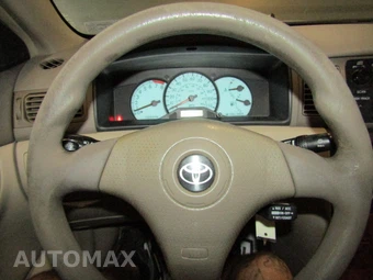 2003 Toyota Corolla CE – miniatura 11