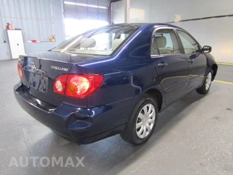 2003 Toyota Corolla CE – miniatura 6