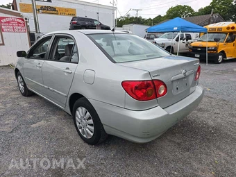 2003 Toyota Corolla LE – miniatura 2