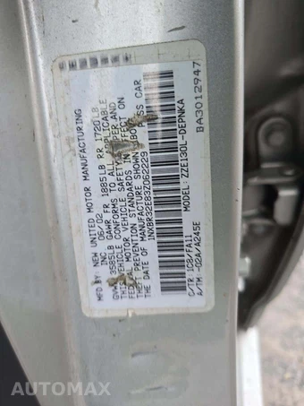 2003 Toyota Corolla LE – miniatura 5