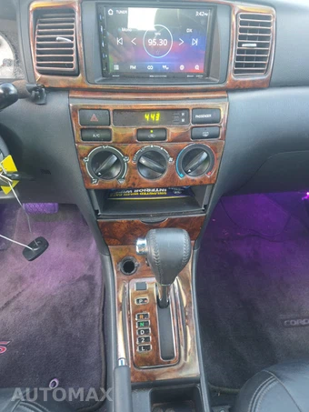 2003 Toyota Corolla S - miniatura 11