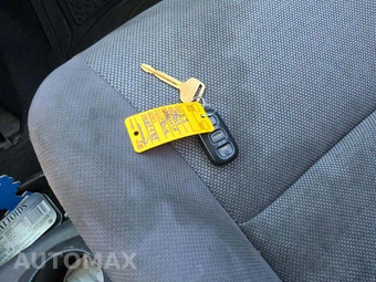 2003 Toyota Matrix XR – miniatura 8