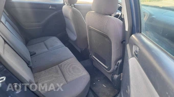 2003 Toyota Matrix XR – miniatura 4