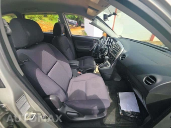 2003 Toyota Matrix XR – miniatura 18